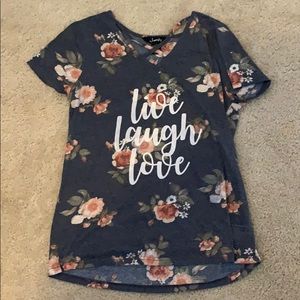 Women’s live laugh love tshirt
